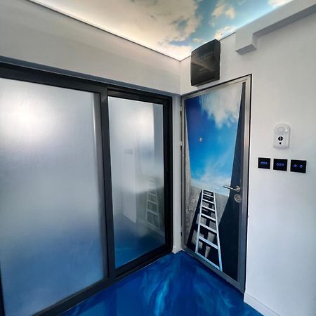 Delux Apartment Craiova Bagian luar foto