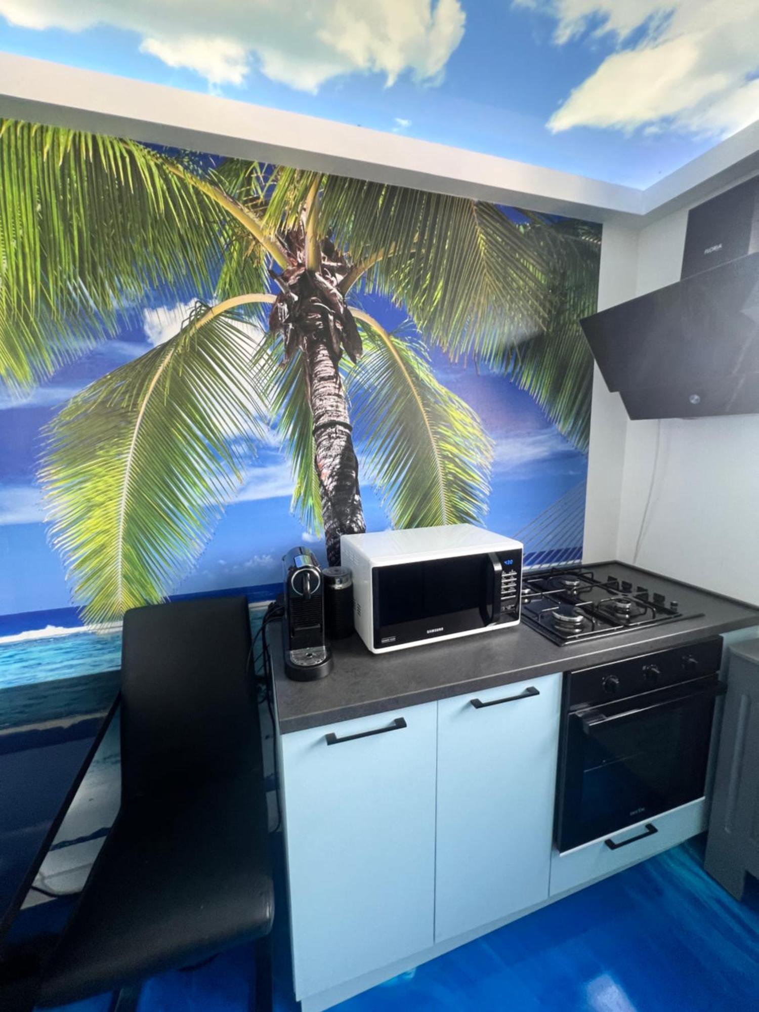 Delux Apartment Craiova Bagian luar foto